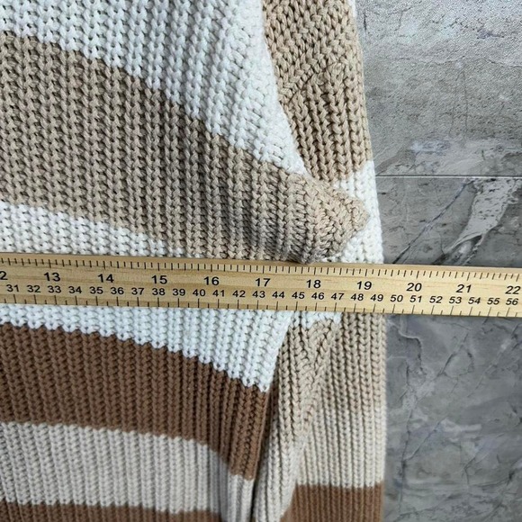Tan and white striped knit sweater oversized woman's Medium #stripes - Picture 4 of 6